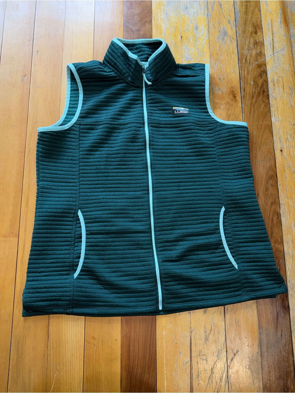LL Bean Vest Womens XLarge Green Airlight Knit Zip Up Stretch Outdoor Hike Climb